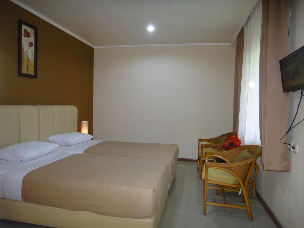 Gondia Guesthouse Jakarta Room photo