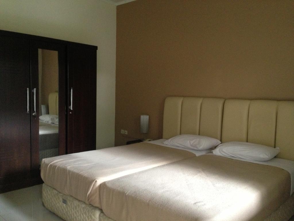 Gondia Guesthouse Jakarta Room photo