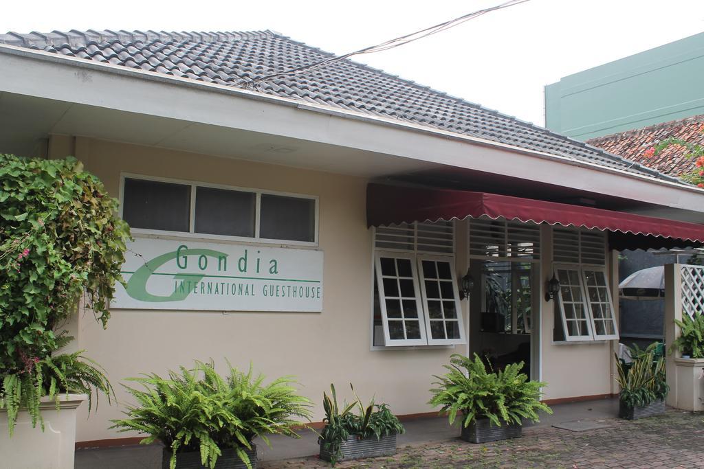 Gondia Guesthouse Jakarta Exterior photo